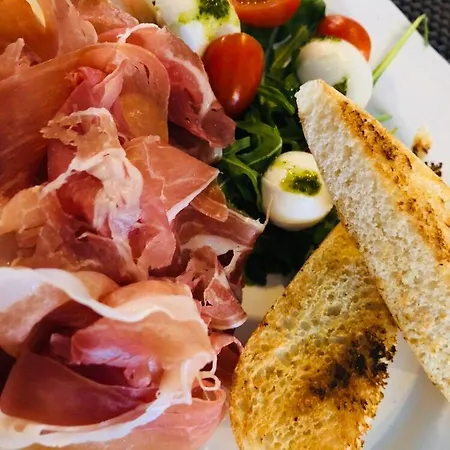 A Reštaurácia Hanišberg Pensión Krupina